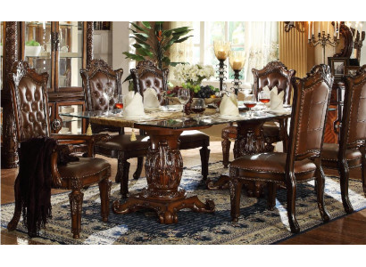 Table de salle à manger classique marron avec 7 chaises Chesterfield en cuir. Ensemble