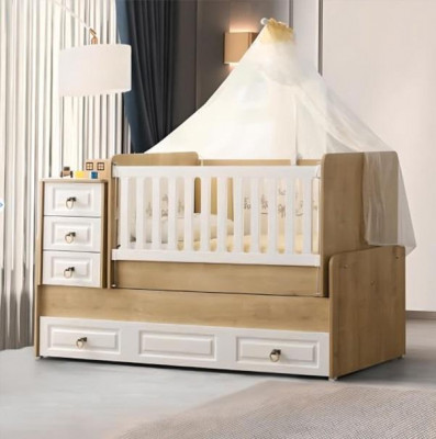Lit d'enfant élégant en bois clair, cadre de lit luxueux parfait nouveau