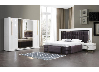 Bel ensemble de chambre à coucher de 4 pièces dans un style moderne et une finition blanche laiteuse