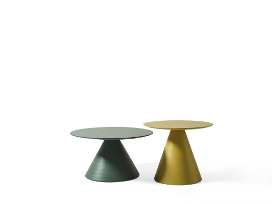 Table basse ronde grise élégante dans un style moderne pour le salon
