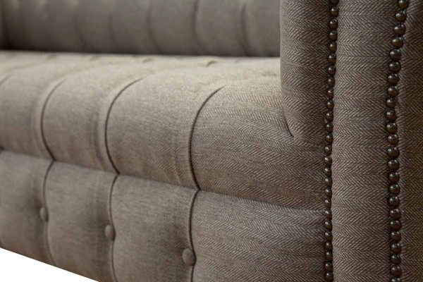 Canapé beige Chesterfield de style anglais classique, canapé 3 places, revêtement en tissu, 230 cm