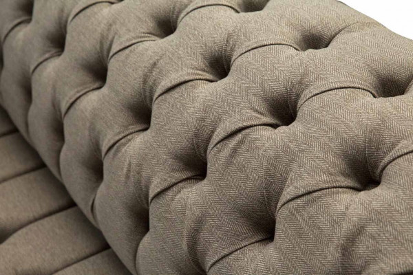 Canapé beige Chesterfield de style anglais classique, canapé 3 places, revêtement en tissu, 230 cm
