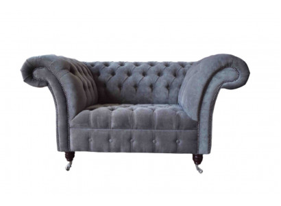 Canapé Chesterfield 1,5 places en tissu gris de conception d'ameublement.