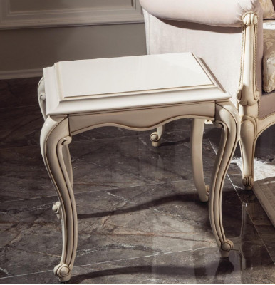 Tableau de journal classique Table d'appoint en bois Table de salon Baroque