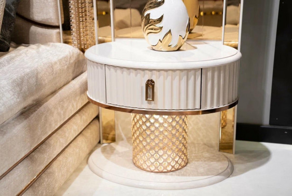 Chambre à coucher Ensemble Lit 2x Tables de chevet Tabouret Luxe nouveau Design en bois 5 pièces