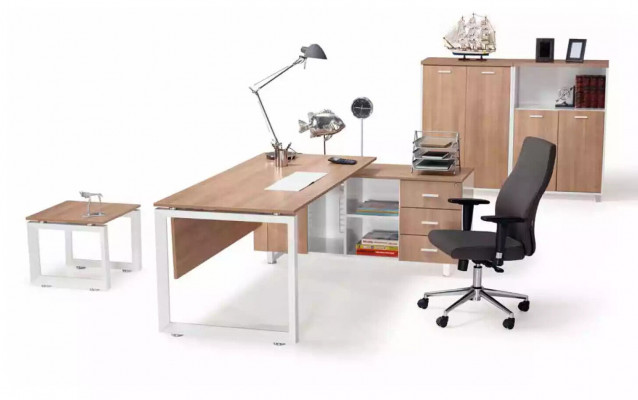 Table basse moderne blanche et brune en bois meuble de bureau exclusif au design en S