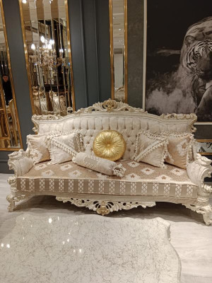 Élégant canapé 3 places Noble Mobilier élégant Salon Canapé beige neuf