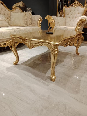 Table basse Tables Chesterfield Table Design Meubles de luxe en bois doré Salon neuf