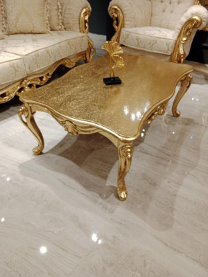 Table basse Tables Chesterfield Table Design Meubles de luxe en bois doré Salon neuf