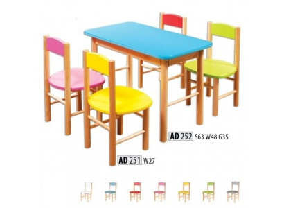 Ensemble de chaises Chambre d'enfants Ensemble de sièges en bois massif réel 5 pièces. Groupe de sièges Table