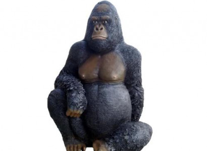 Belle sculpture de singe abstrait design, hauteur de la figure 110 cm.