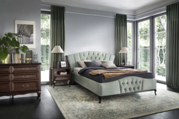 Lit Chesterfield vert avec lits en bois de chambre à coucher Royal