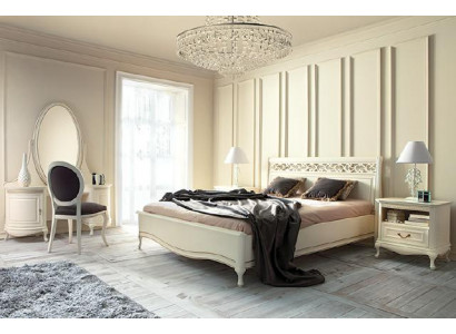 Ensemble de lit de luxe exclusif 5 pièces de style italien avec lit double design.