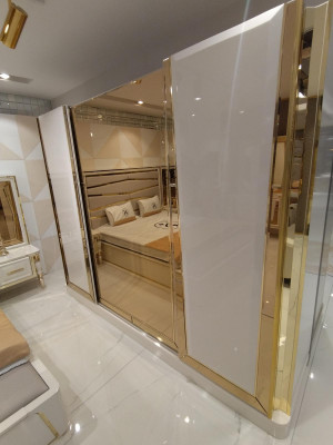 Armoire moderne Armoire de chambre en bois Mobilier Armoire neuve Nouveau cabinet