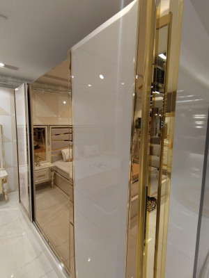 Armoire moderne Armoire de chambre en bois Mobilier Armoire neuve Nouveau cabinet