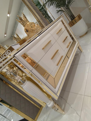 Chambre complète avec commode en bois et miroir, meubles modernes 2 pièces. nouveau