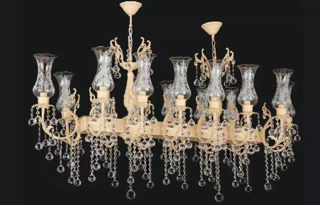 Lustre de plafond de luxe Table à manger Lampe Lustre Plafonnier Lustre Cristal
