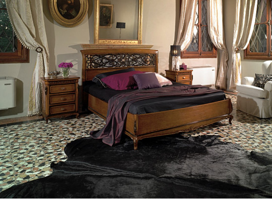 Table de chevet Consoles Tables Tables de chevet Mobilier italien Mobilier de luxe neuf
