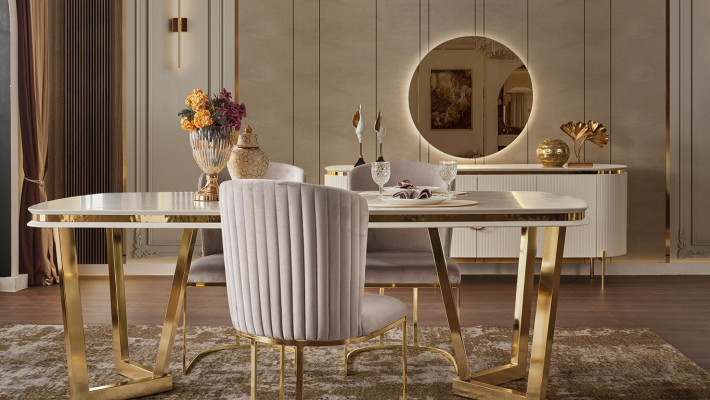 Salle à manger est composée de table à manger design, 4 chaises et un buffet, le tout en 7 pièces.