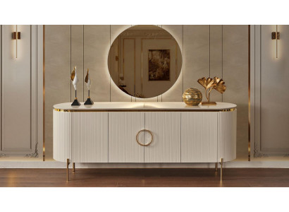 Se compose d'un ensemble de salle à manger Comprend un buffet beige et un miroir