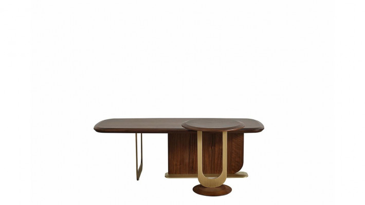 Table basse et table d'appoint pour le salon dans un style moderne.