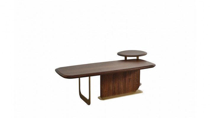 Table basse et table d'appoint pour le salon dans un style moderne.