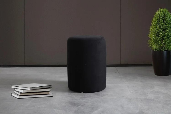 Tabouret rembourré en polyester noir pour le salon de luxe