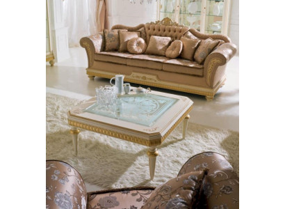 Canapé trois places de luxe, canapé trois places en tissu, design baroque, salon.