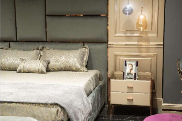 Groupe de mobilier de chambre à coucher Lit double Lit Beige Ensemble moderne 5 pièces en bois
