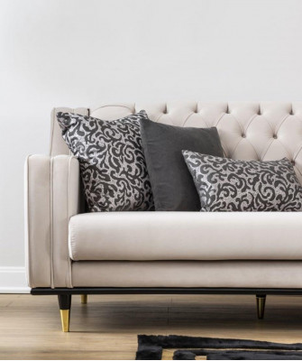 Ensemble de suite de luxe composé d'un canapé 5 pièces 3+3+1+1 places, d'une table basse et d'un fauteuil.