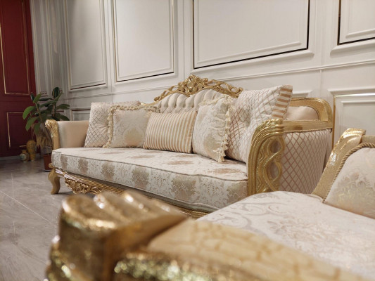 Canapé Chesterfield Baroque en bois velours Trois places Canapés classiques Meubles