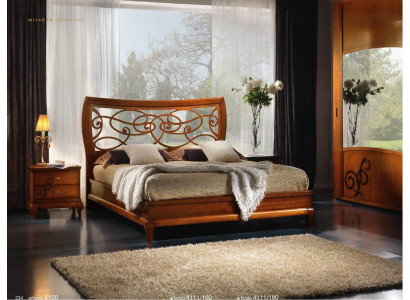 Revêtement de lit, lits de design luxueux, lit double, cadre de lit d'hôtel en bois double.