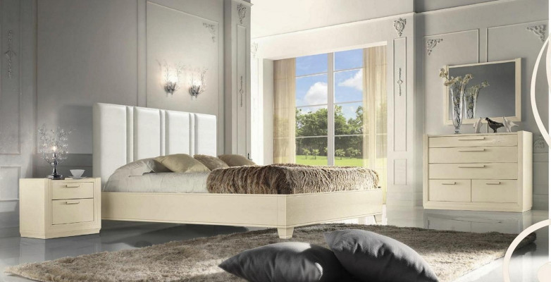 Suite de chambre à coucher Lit Table de chevet Commode Miroir Luxe Bois Design 5 pièces