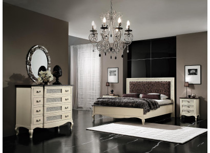 Ensemble de chambre de luxe 4 pièces. Lit 2 tables de chevet Commode Meubles en bois massif Italie