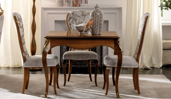 Tables à manger italiennes Table en bois Tables Meuble Table à manger Style antique Bois massif