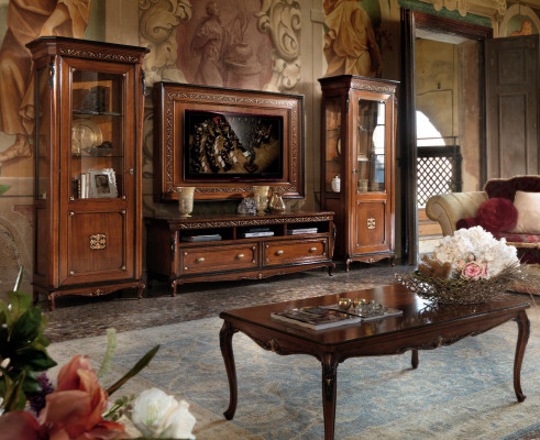 Ensemble de 4 pièces pour salon: meuble TV, vitrine, commode, table basse en bois de luxe.