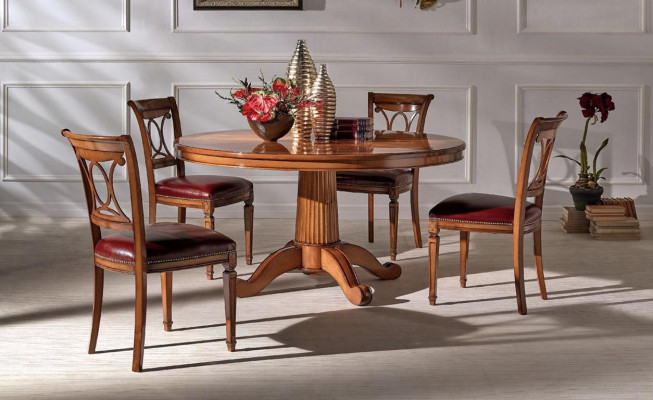Tables rondes Mobilier Table à manger de style antique Tables à manger italiennes Tables en bois