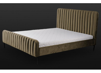Chambre à coucher double verte, design de meubles en bois, tissu élégant, mobilier classique.