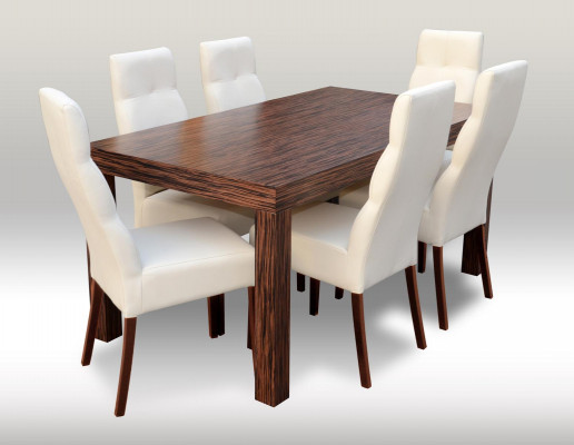 Table de salle à manger classique en bois avec 6 chaises assorties. Ensemble de 7 pièces.