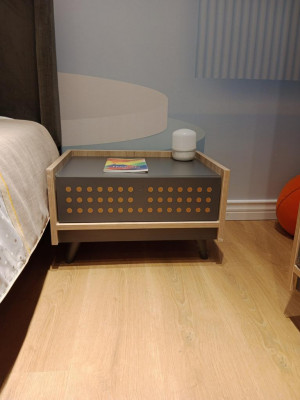 Table de chevet pour enfants de style noble, meuble design pour enfants, tables consoles pour la chambre d'enfants, gris.