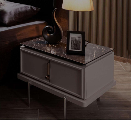 Lits de designer Lit de luxe 2x Tables de chevet 3 pièces. Nouvel ensemble de chambre