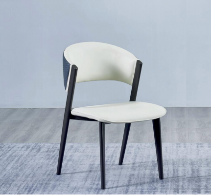Chaise de salle à manger blanche en tissu de luxe, siège simple en cuir, cadre en bois.
