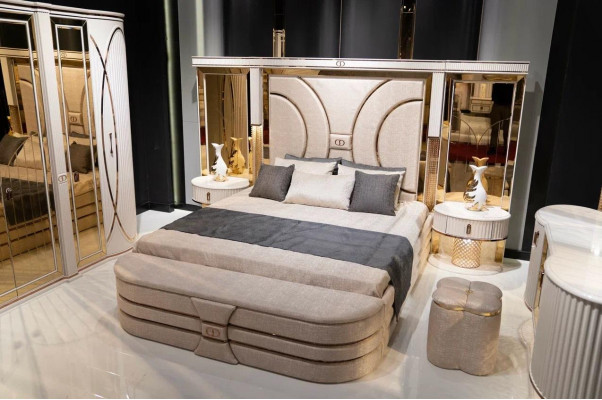 Chambre à coucher Ensemble Lit 2x Tables de chevet Tabouret Luxe nouveau Design en bois 5 pièces