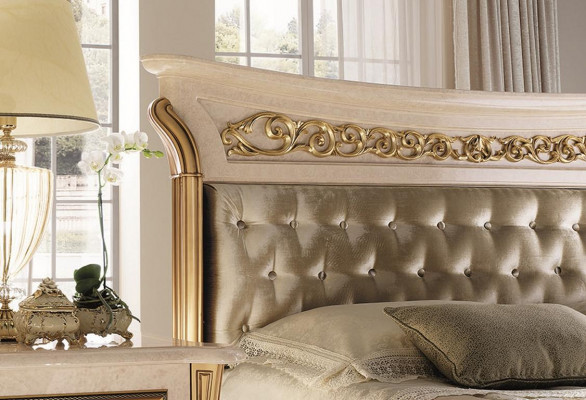 Ensemble de chambre Lit Table de nuit Commode Miroir Tabouret neuf 7 pièces Baroque Rococo
