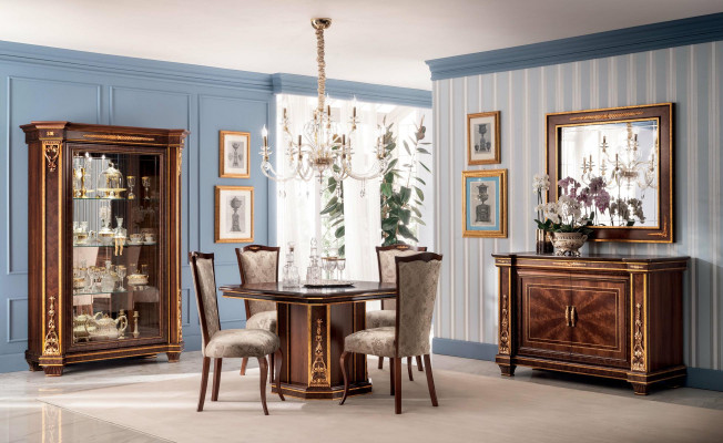 Vitrine de salle à manger complète Table Commode Miroir Ensemble de 4 chaises Suite