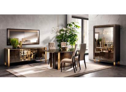 Chaises de table à manger commode 8 pièces. Ensemble de salle à manger Groupe Suite Table arredoclassic