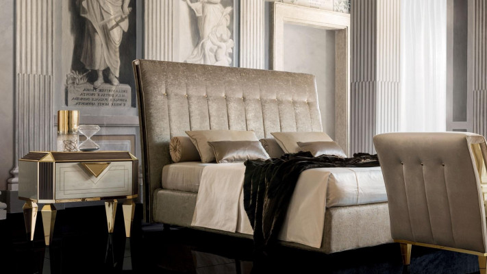 Lit 2x Table de chevet 3 pièces Ensemble de chambre à coucher Designer Lits de luxe complet pour hôtel