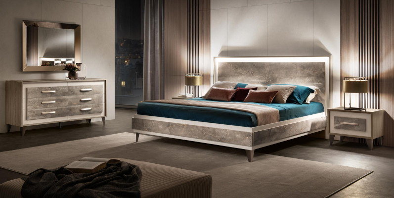 Ensembles de chambre à coucher Lit 2x Table de chevet Commode Miroir ensemble 5 pièces arredoclassic