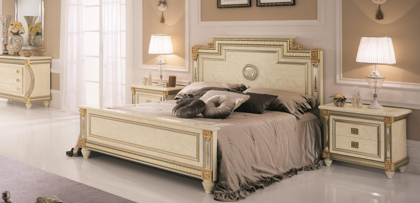 Lit 2x Table de chevet Conception Chambre Classique r 3 pièces. Ensemble de lits de luxe Meubles
