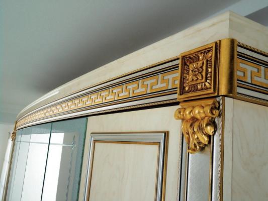 Armoire à vêtements de luxe Armoires à vêtements Mobilier laqué brillant Designer de meubles en bois vivant neuf